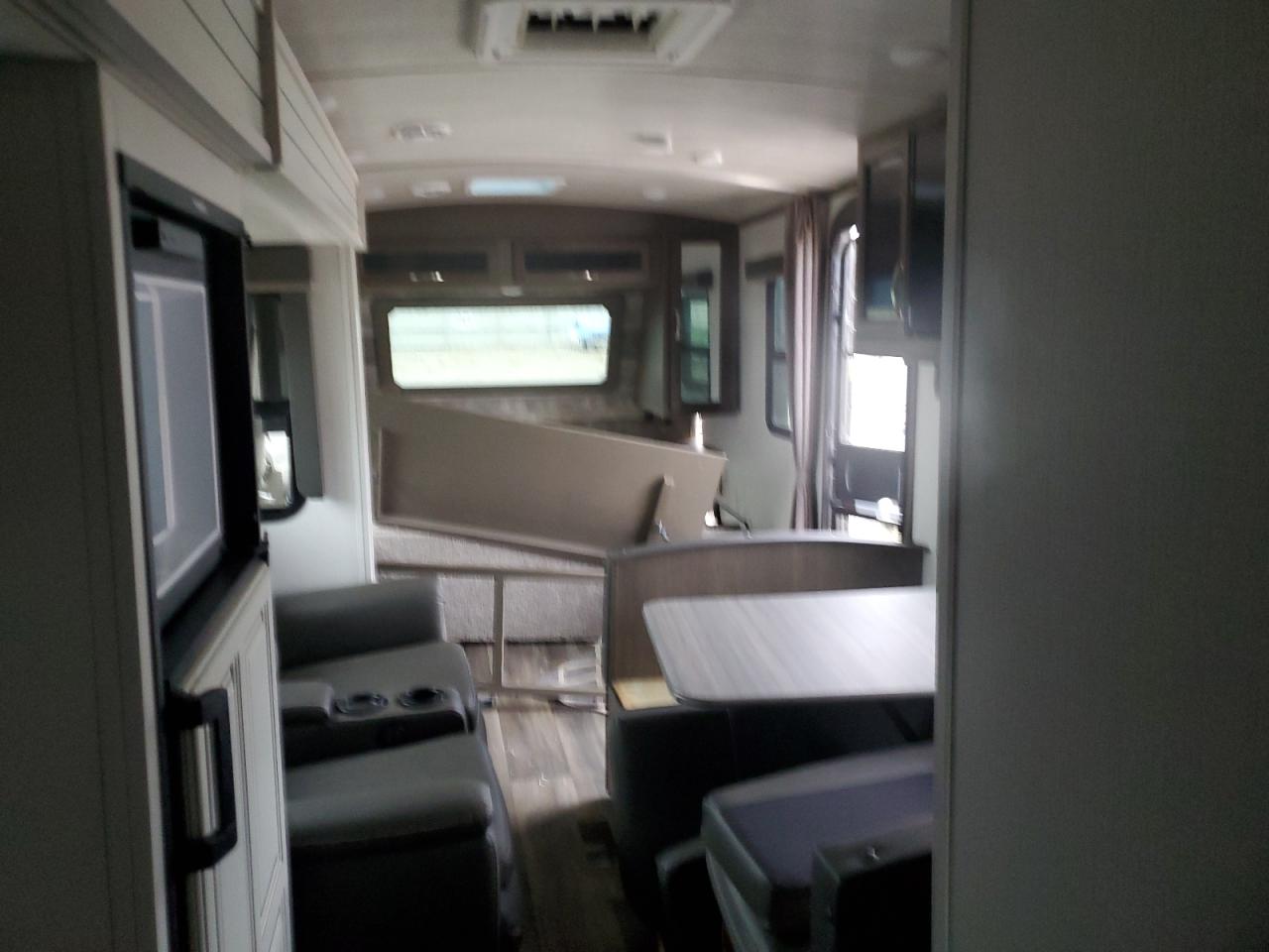 Keystone Trailer Image 9