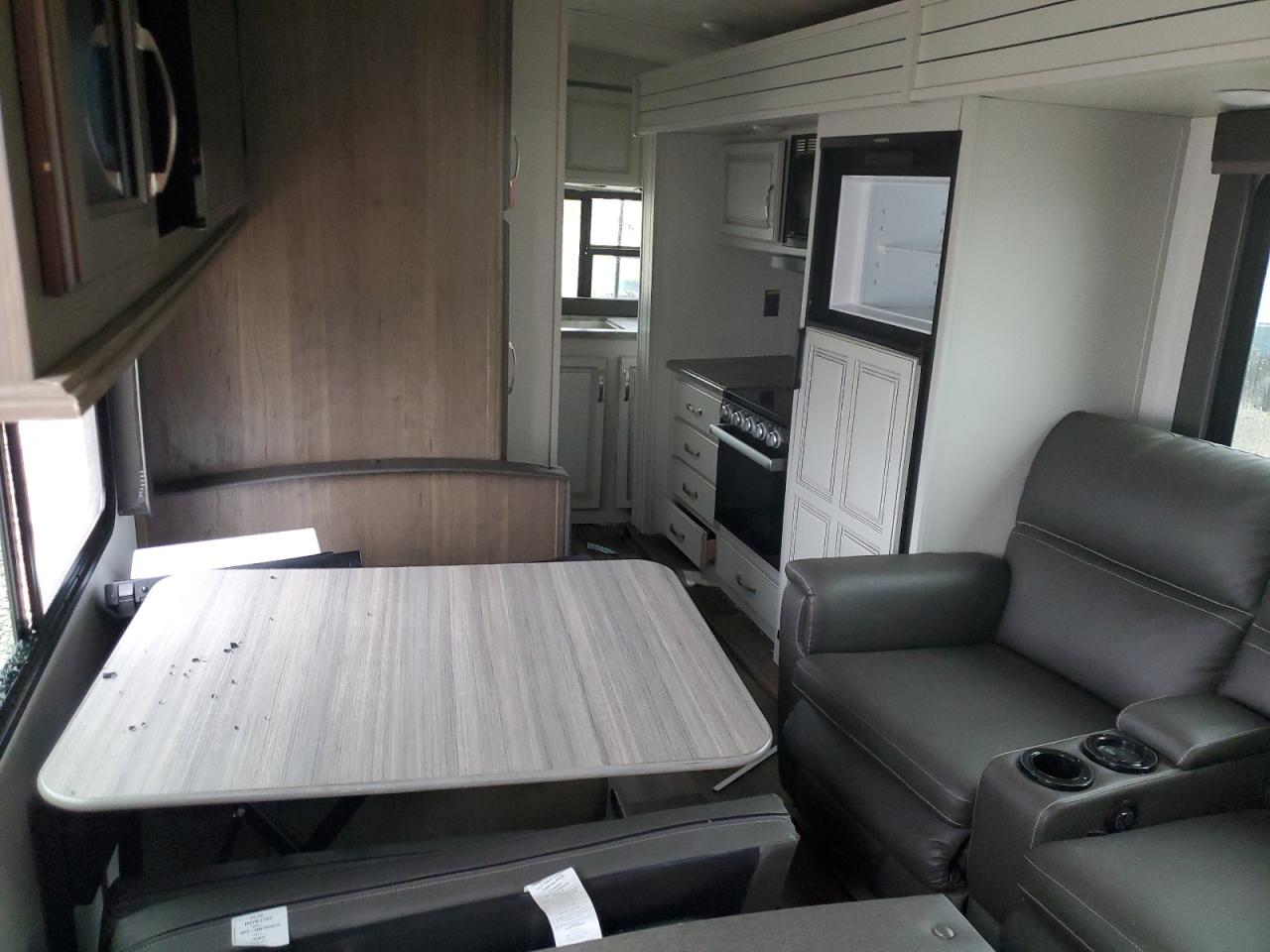 Keystone Trailer Image 5