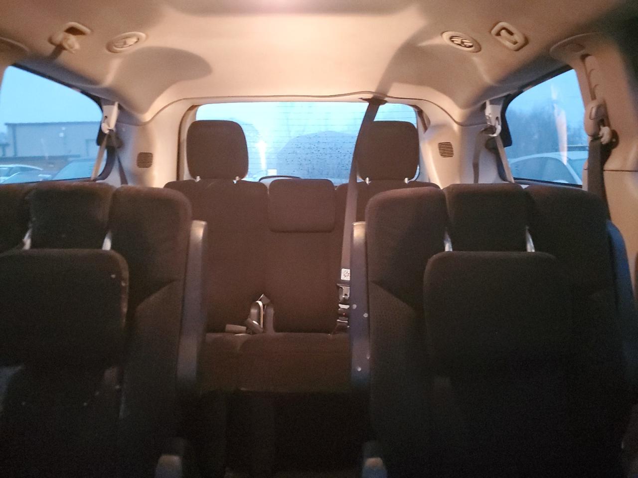 Dodge Caravan Sxt Image 10