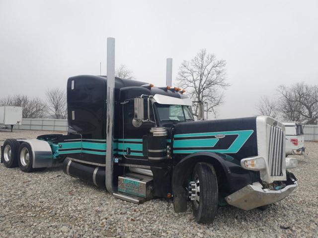  Salvage Peterbilt 389