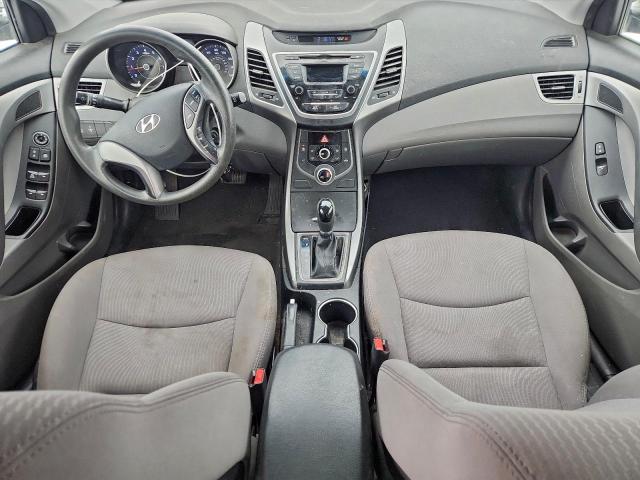 Hyundai ELANTRA Se Image 6