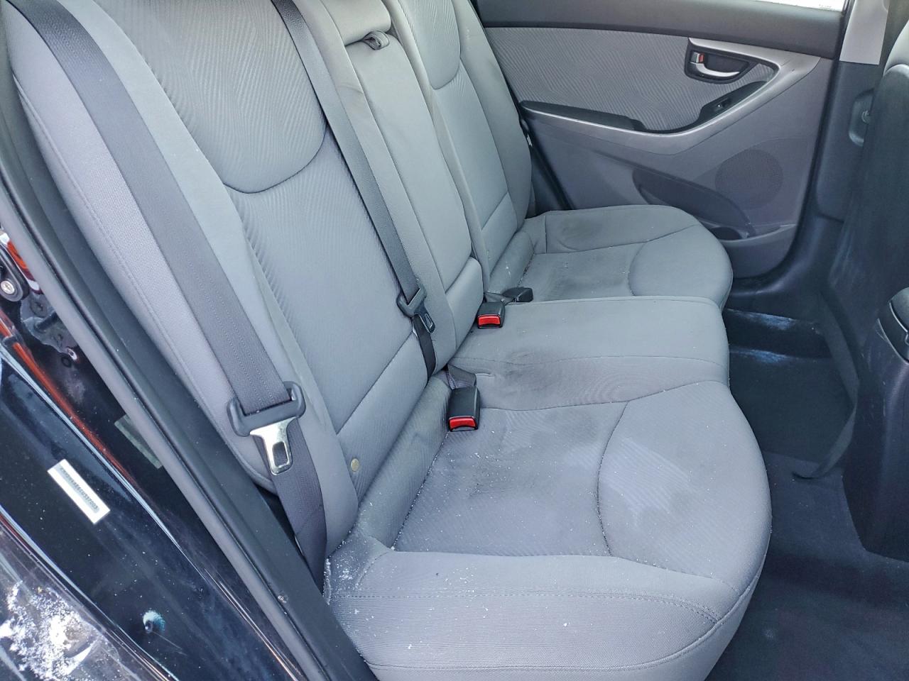 Hyundai ELANTRA Gls Image 12