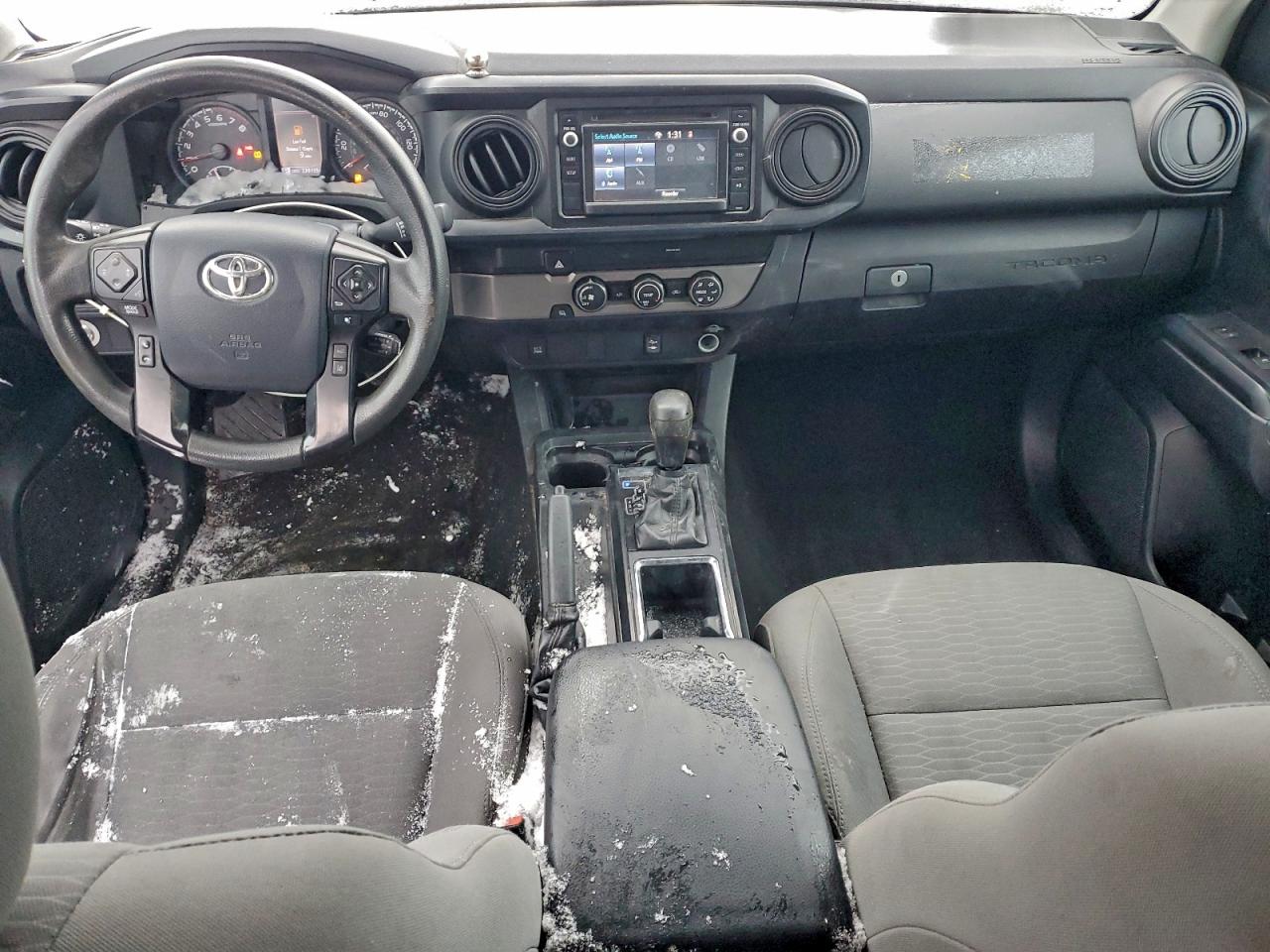 Toyota Tacoma Access Cab Image 13