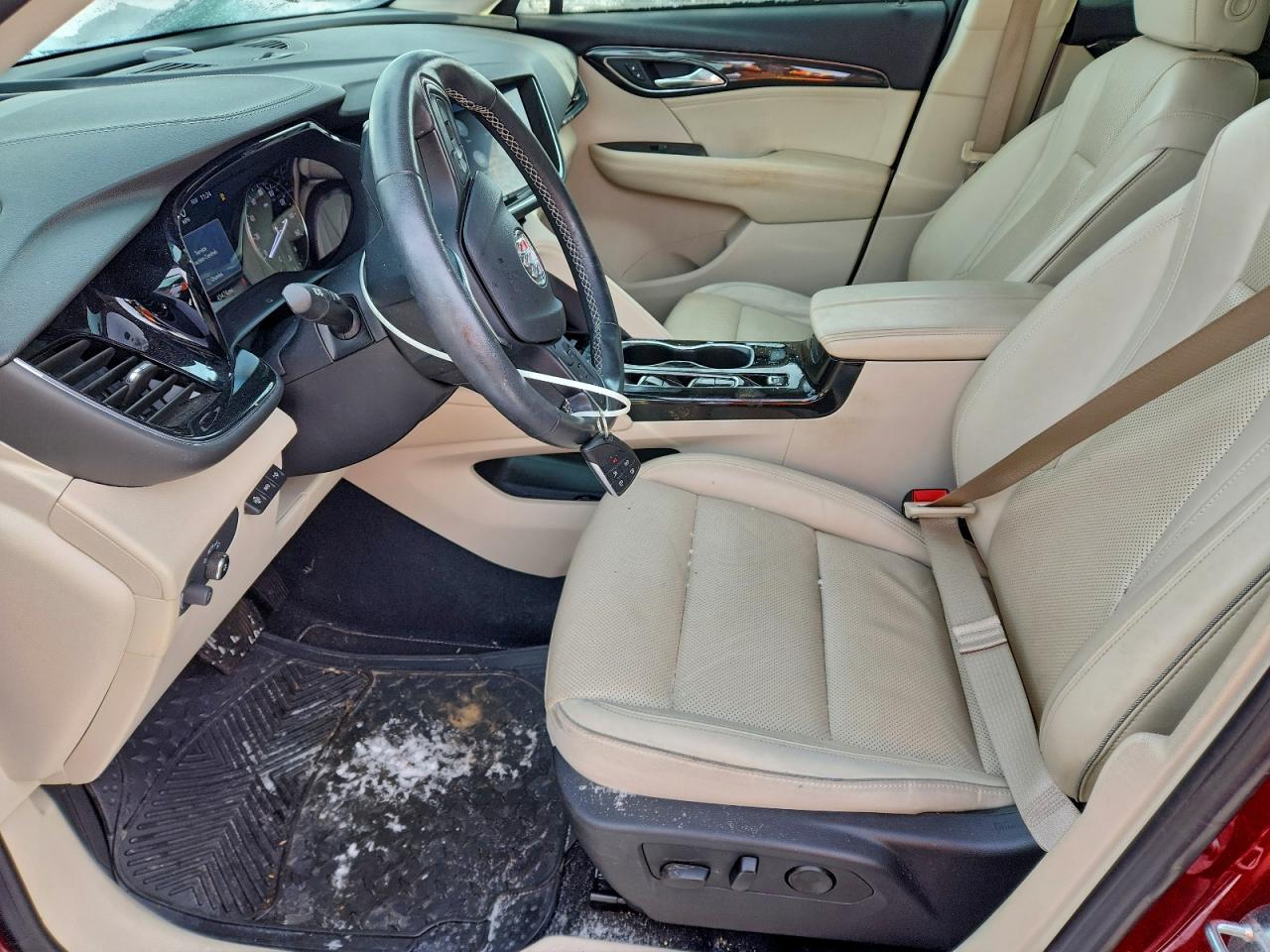 Buick Envision Essence Image 3