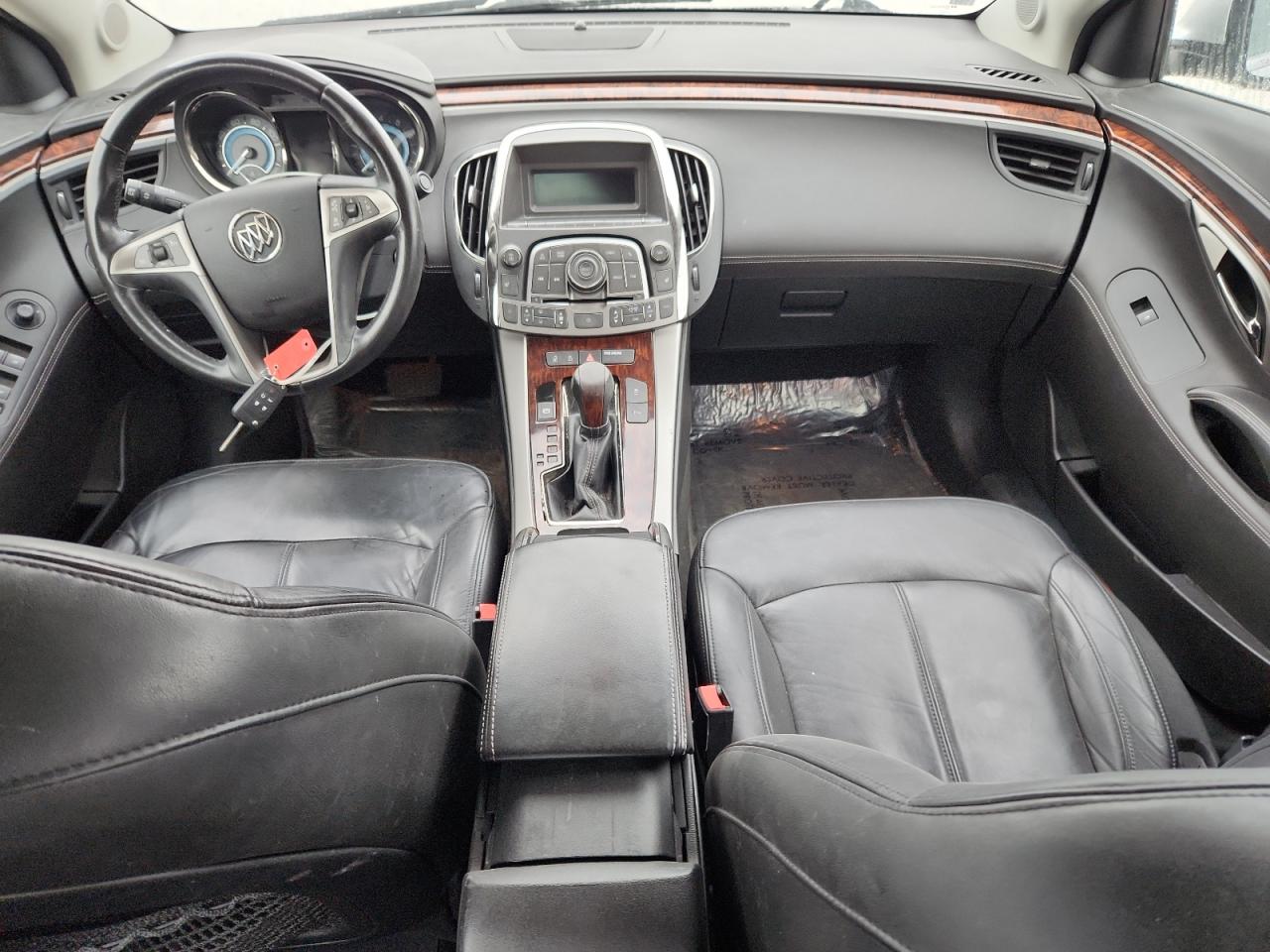 Buick LaCrosse Premium Image 9