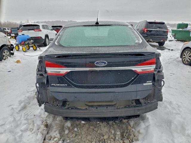 Ford Fusion Se Image 9