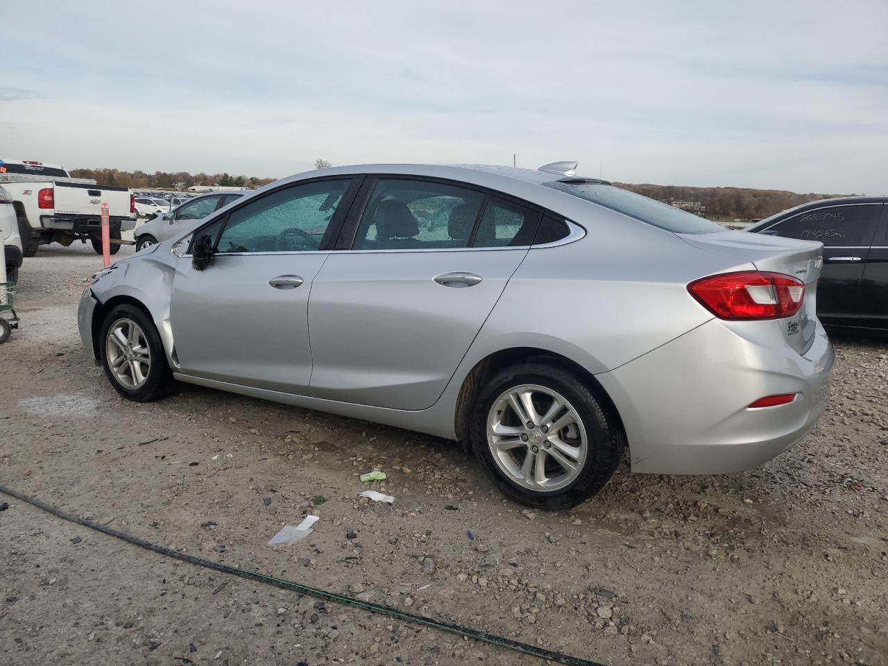 Chevrolet Cruze Lt Image 6