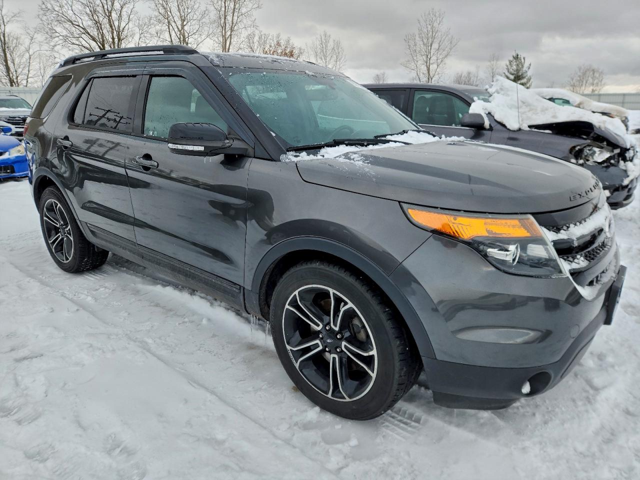 Ford Explorer Sport Image 2