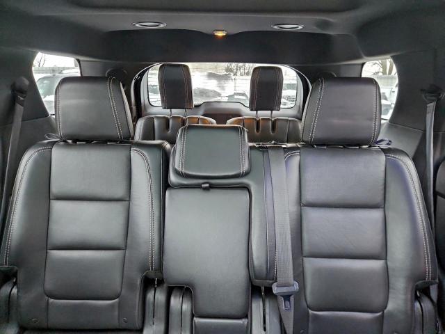 Ford Explorer Sport Image 12