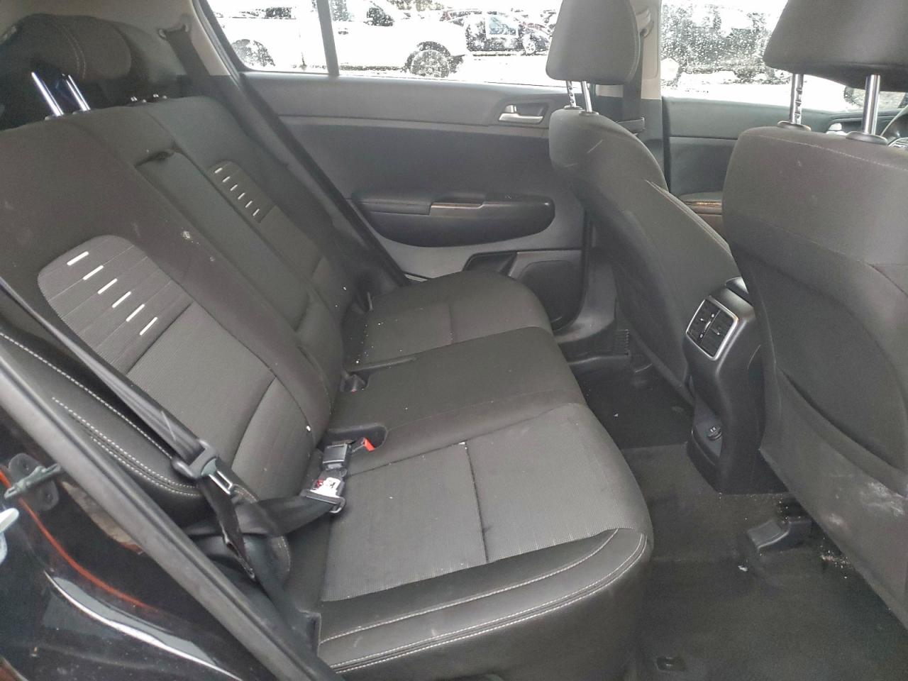 Kia Sportage Lx Image 3