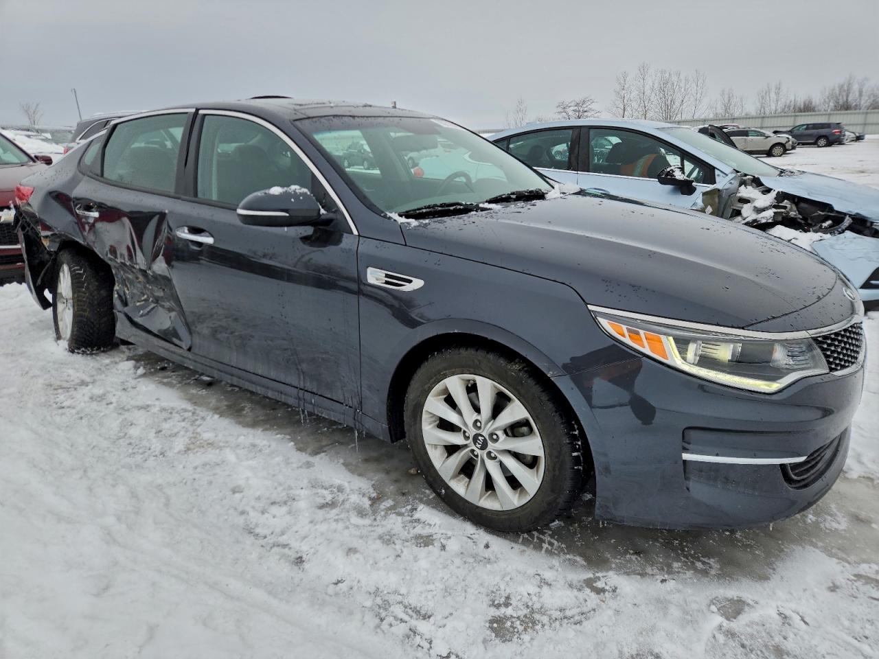 Kia Optima Ex Image 12