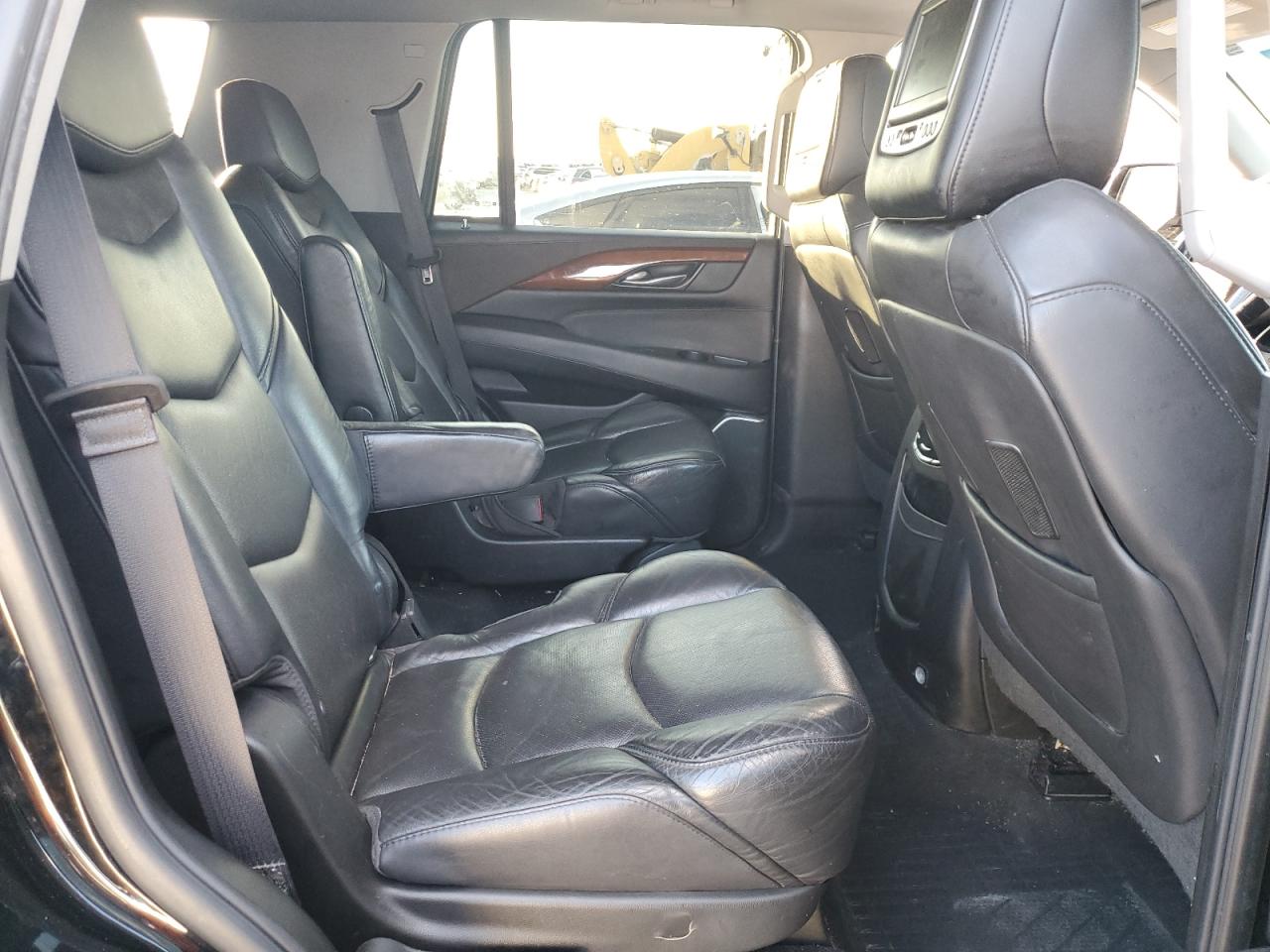 Cadillac Escalade Luxury Image 7