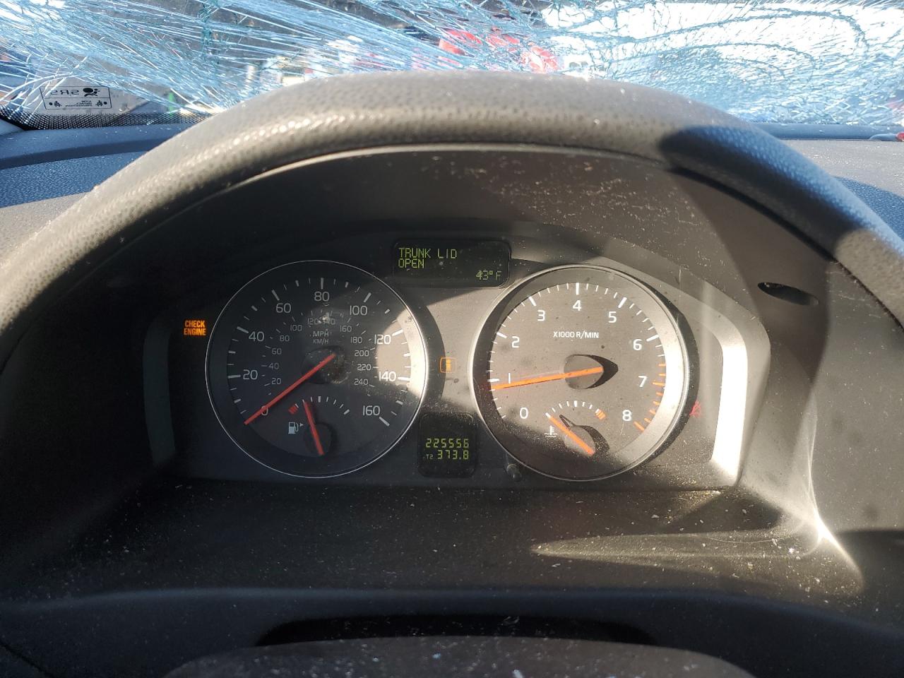 Volvo S40 2.4i Image 8