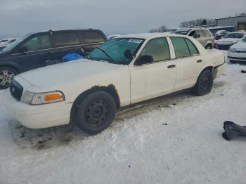  Salvage Ford Crown Vic