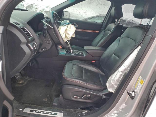 Ford Explorer Sport Image 10