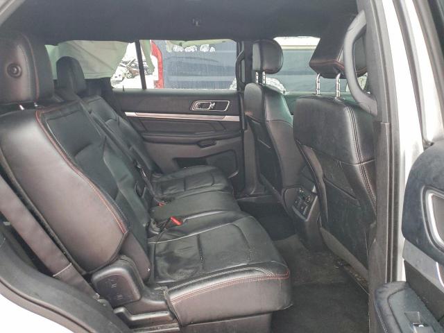 Ford Explorer Sport Image 6