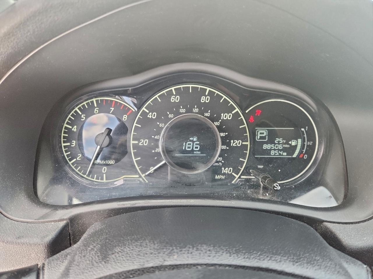 Nissan Versa S Image 9