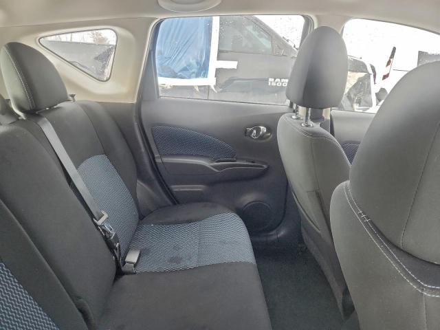 Nissan Versa S Image 12