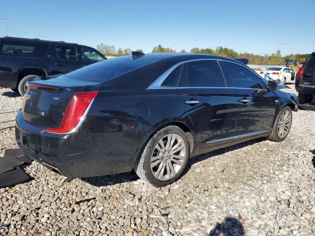 Cadillac XTS Luxury Image 11