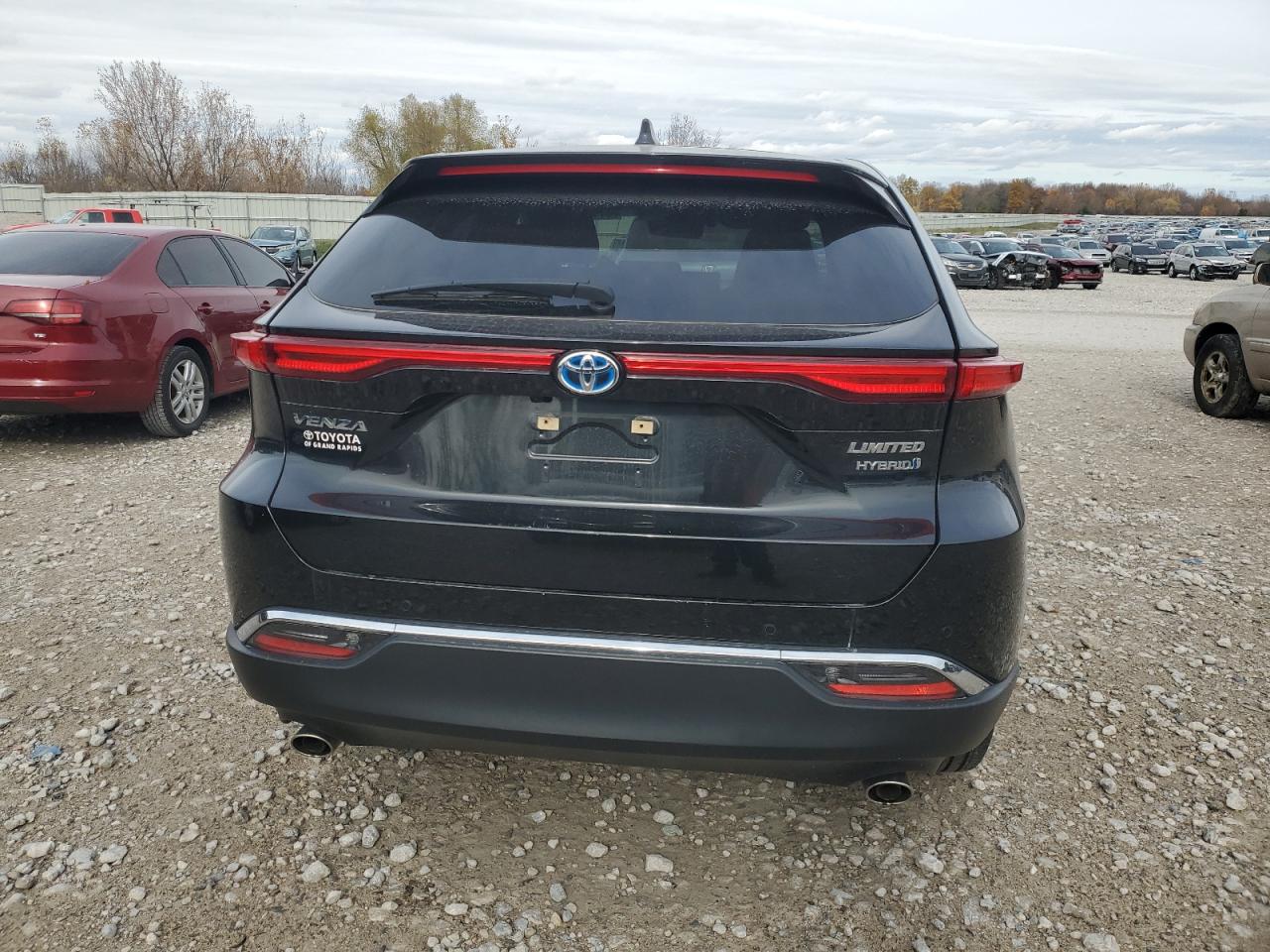 Toyota Venza Le Image 11