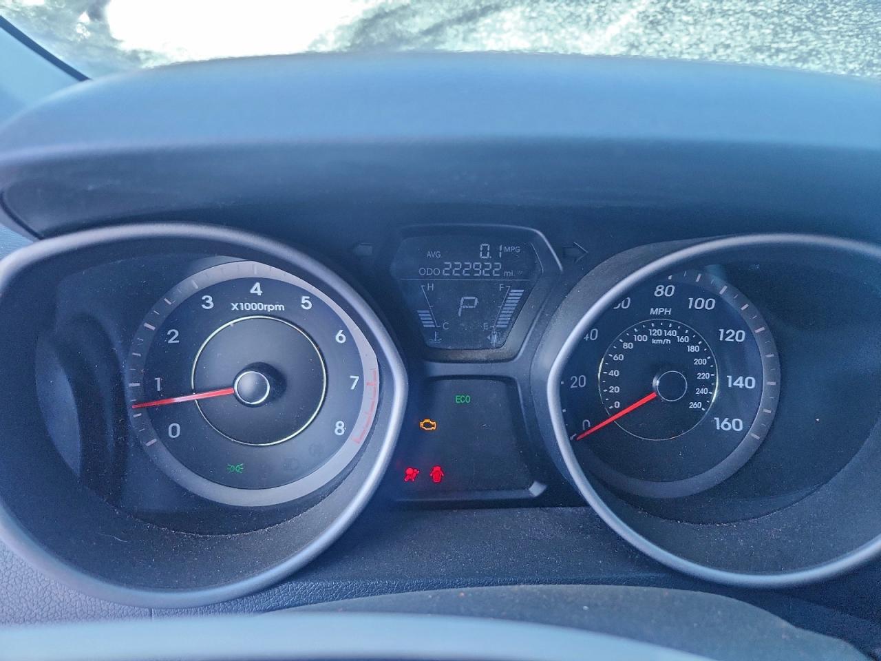 Hyundai ELANTRA Gls Image 4