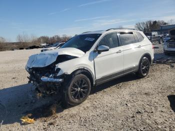  Salvage Volkswagen Tiguan