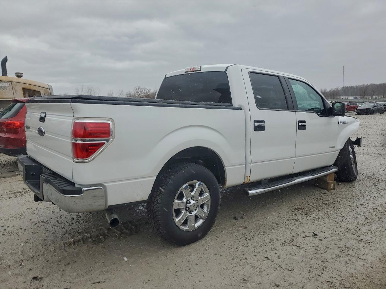 Ford F-150 Supercrew Image 3