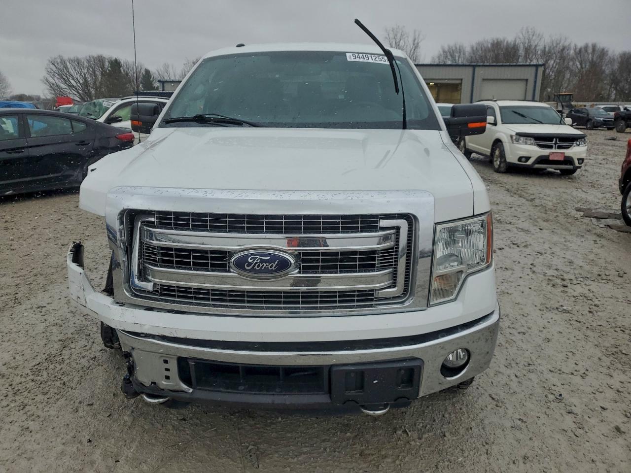 Ford F-150 Supercrew Image 4