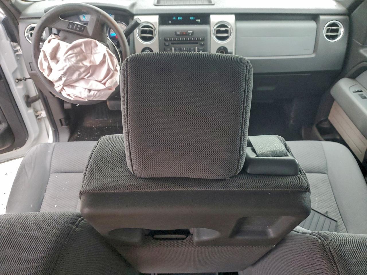 Ford F-150 Supercrew Image 10