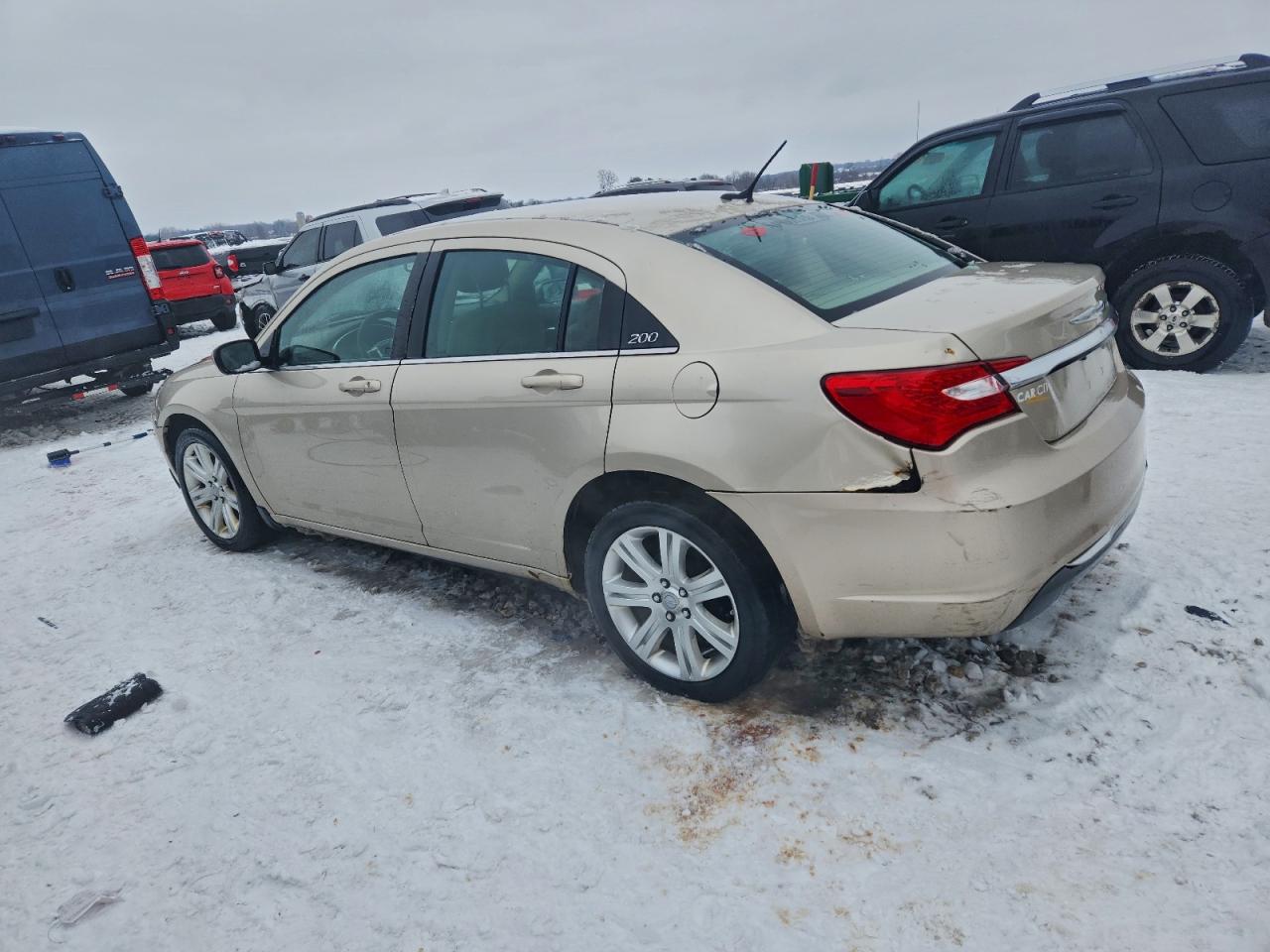 Chrysler 200 Touring Image 3