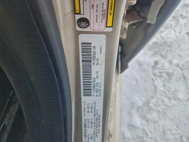 Chrysler 200 Touring Image 11