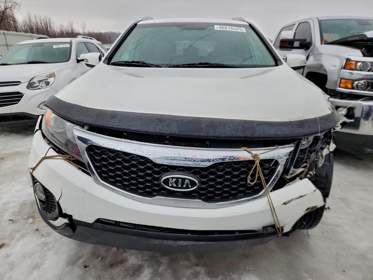 Kia Sorento Base Image 7