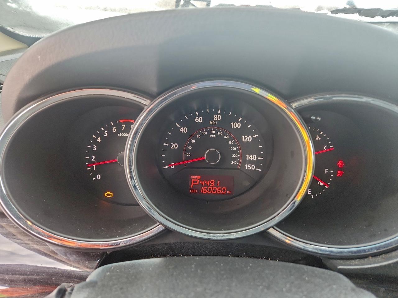 Kia Sorento Base Image 6