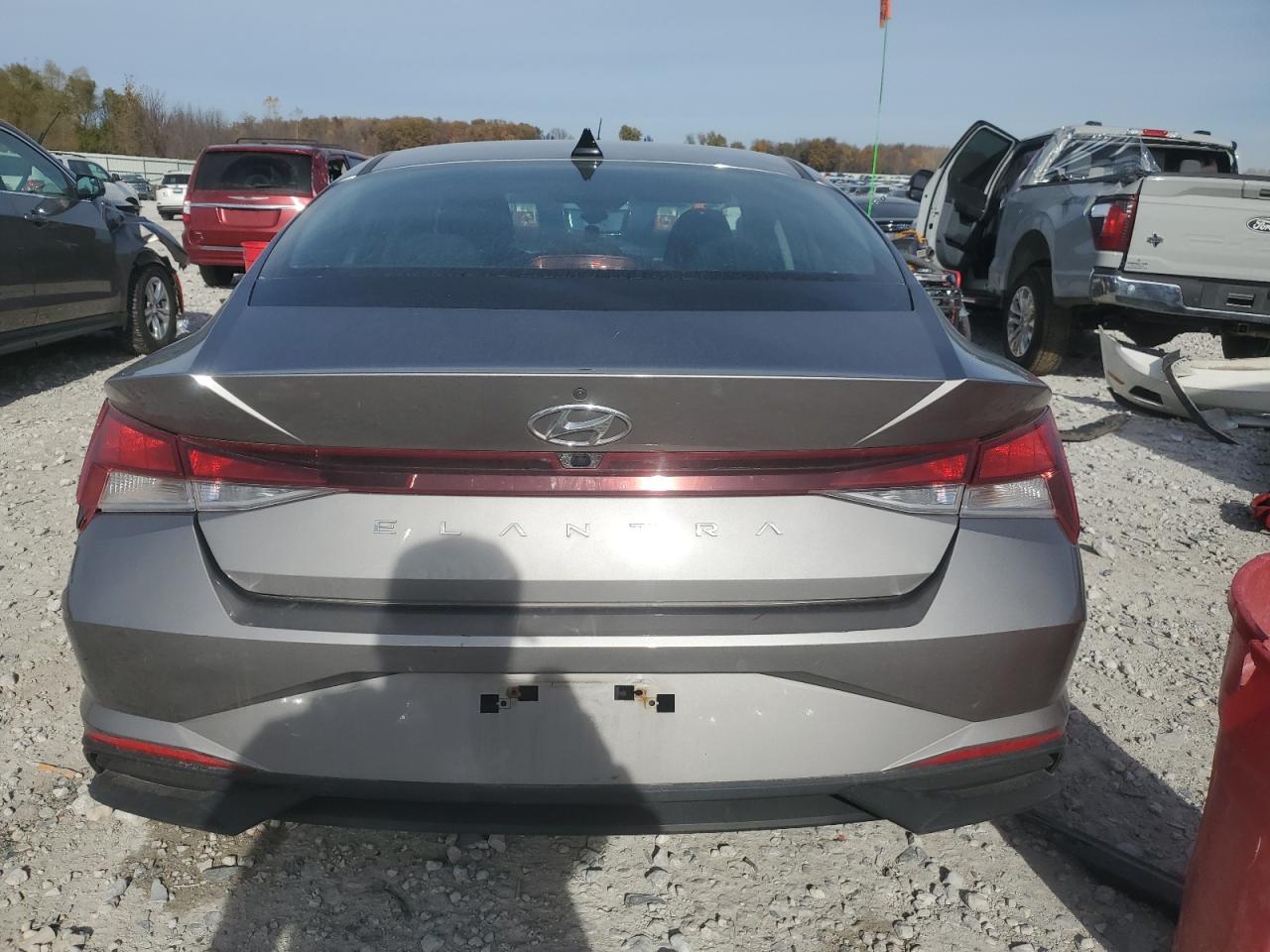 Hyundai ELANTRA Sel Image 9