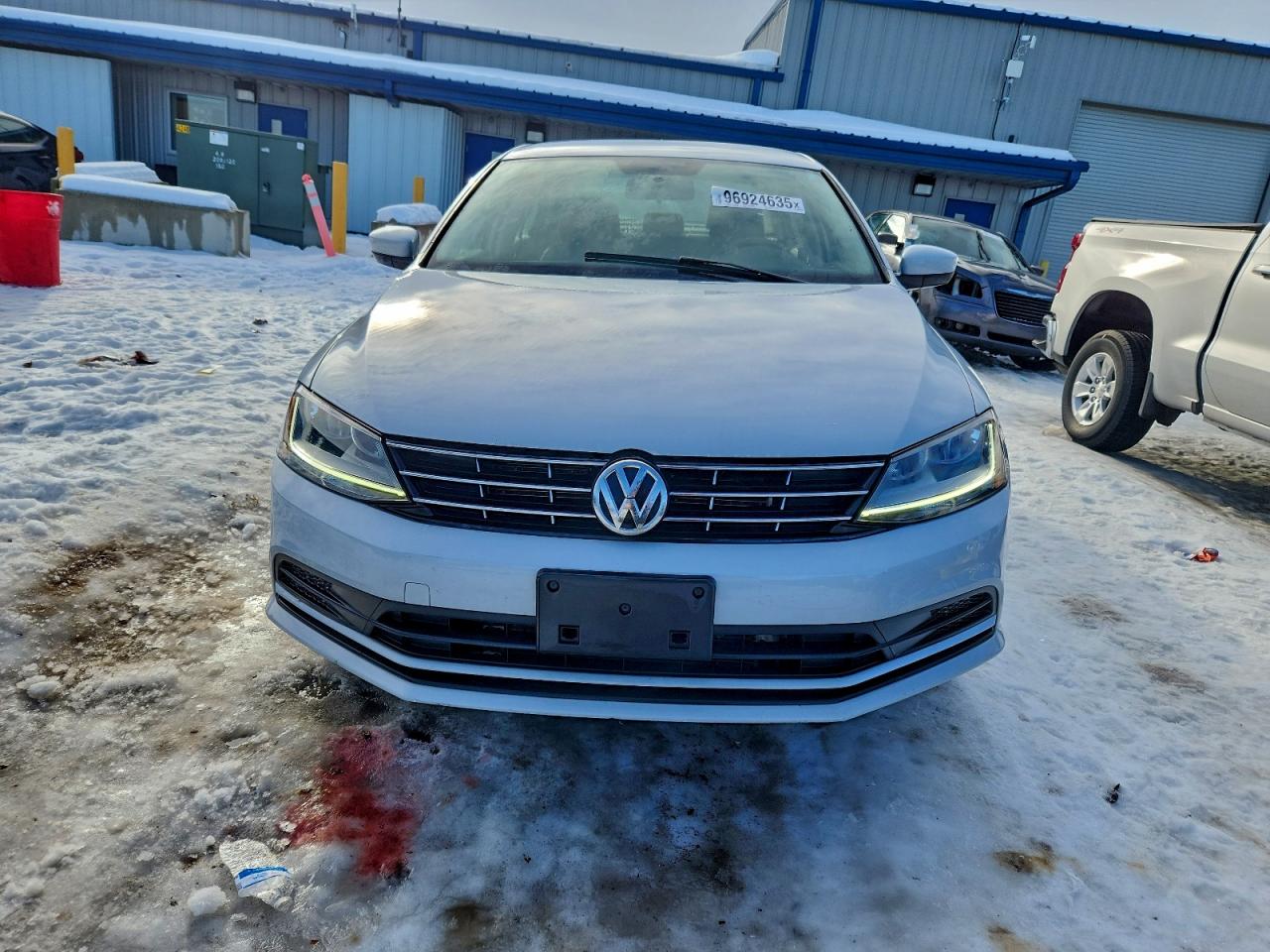 Volkswagen Jetta S Image 10
