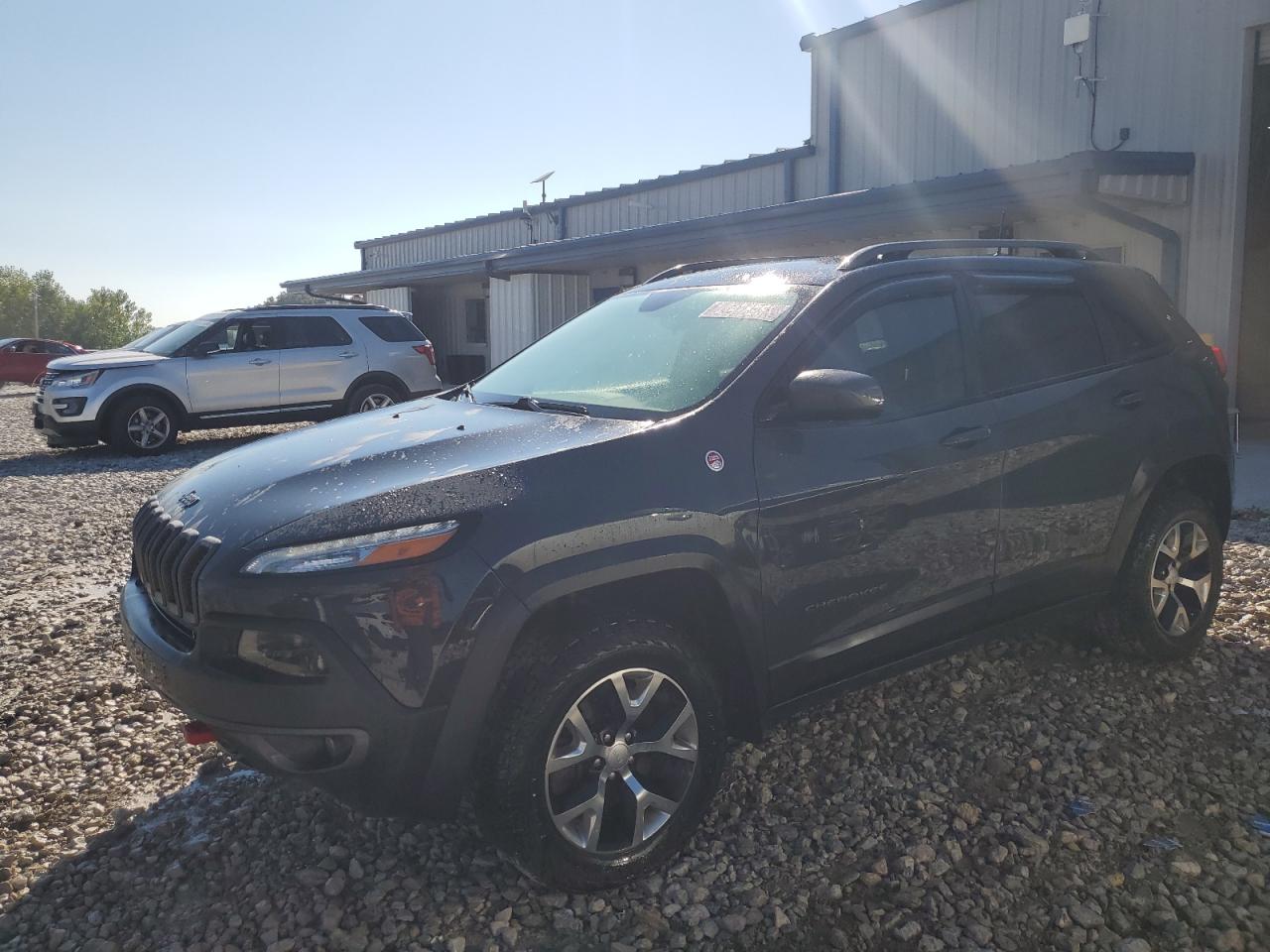 Jeep Cherokee Trailhawk Image 1