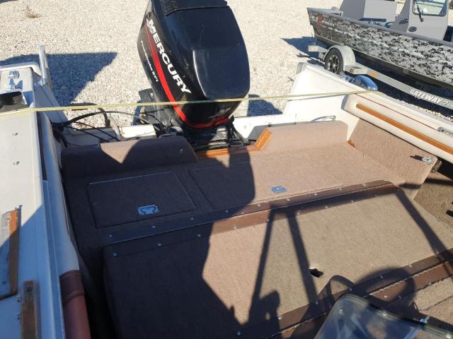 Crestliner Boat Image 10