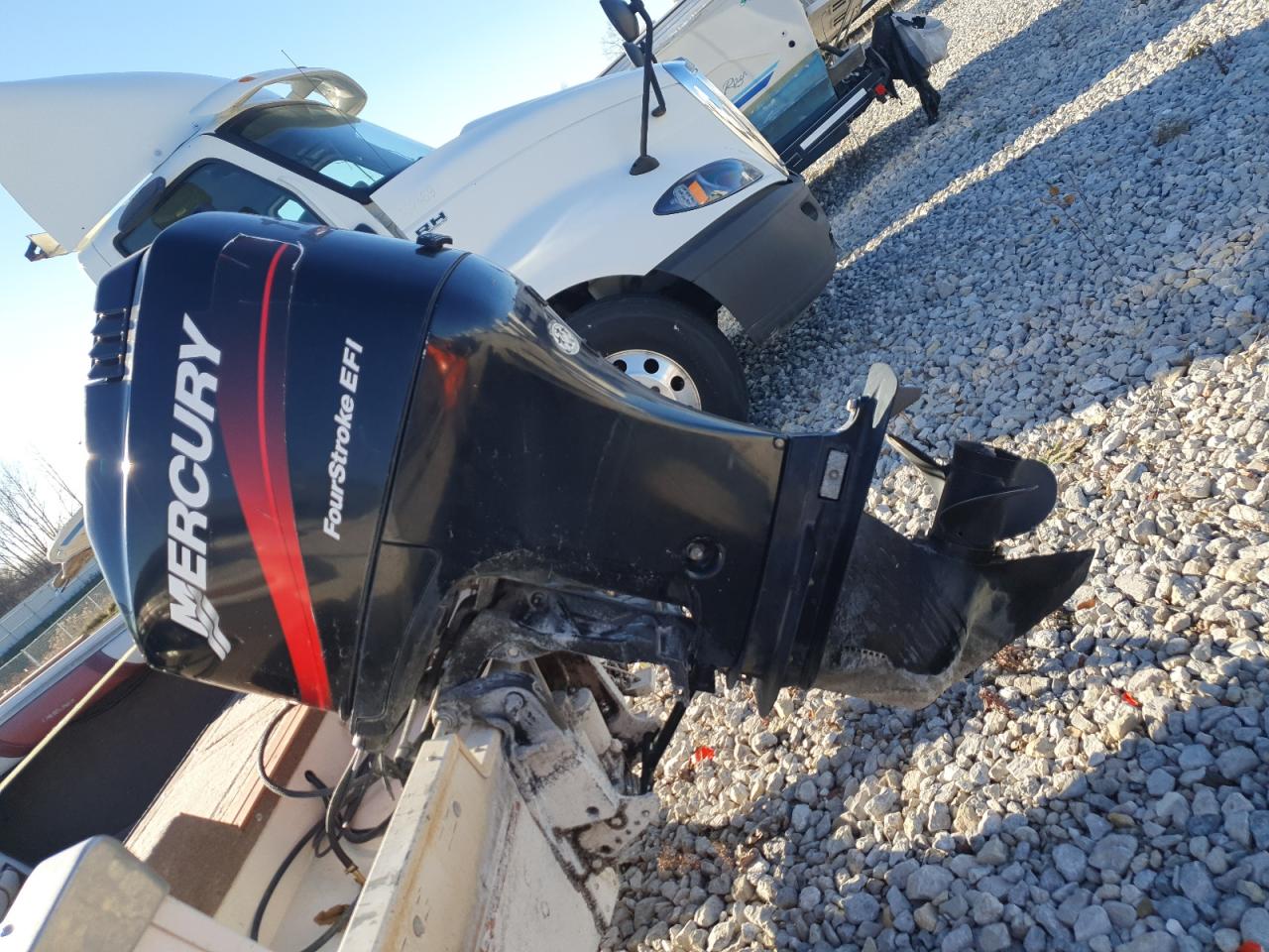 Crestliner Boat Image 6