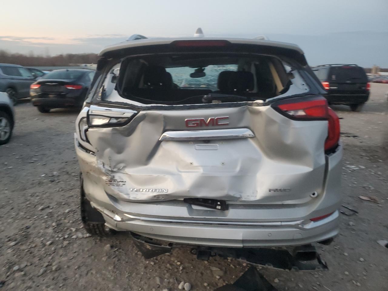 GMC Terrain Denali Image 13