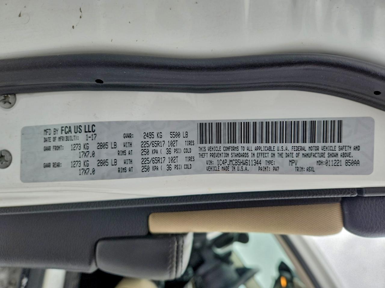 Jeep Grand Cherokee Latitude Image 13