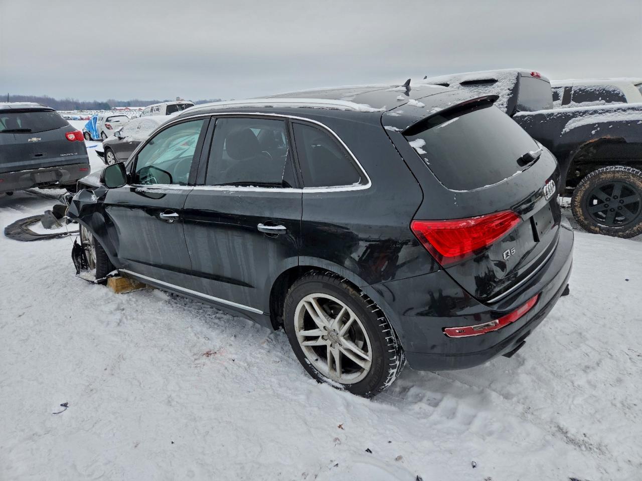 Audi Q5 Premium Plus Image 12