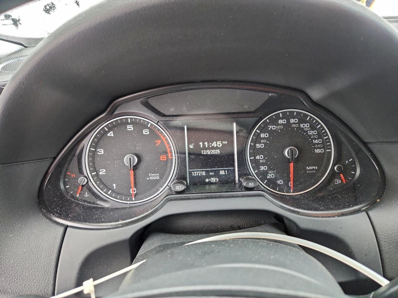 Audi Q5 Premium Plus Image 8