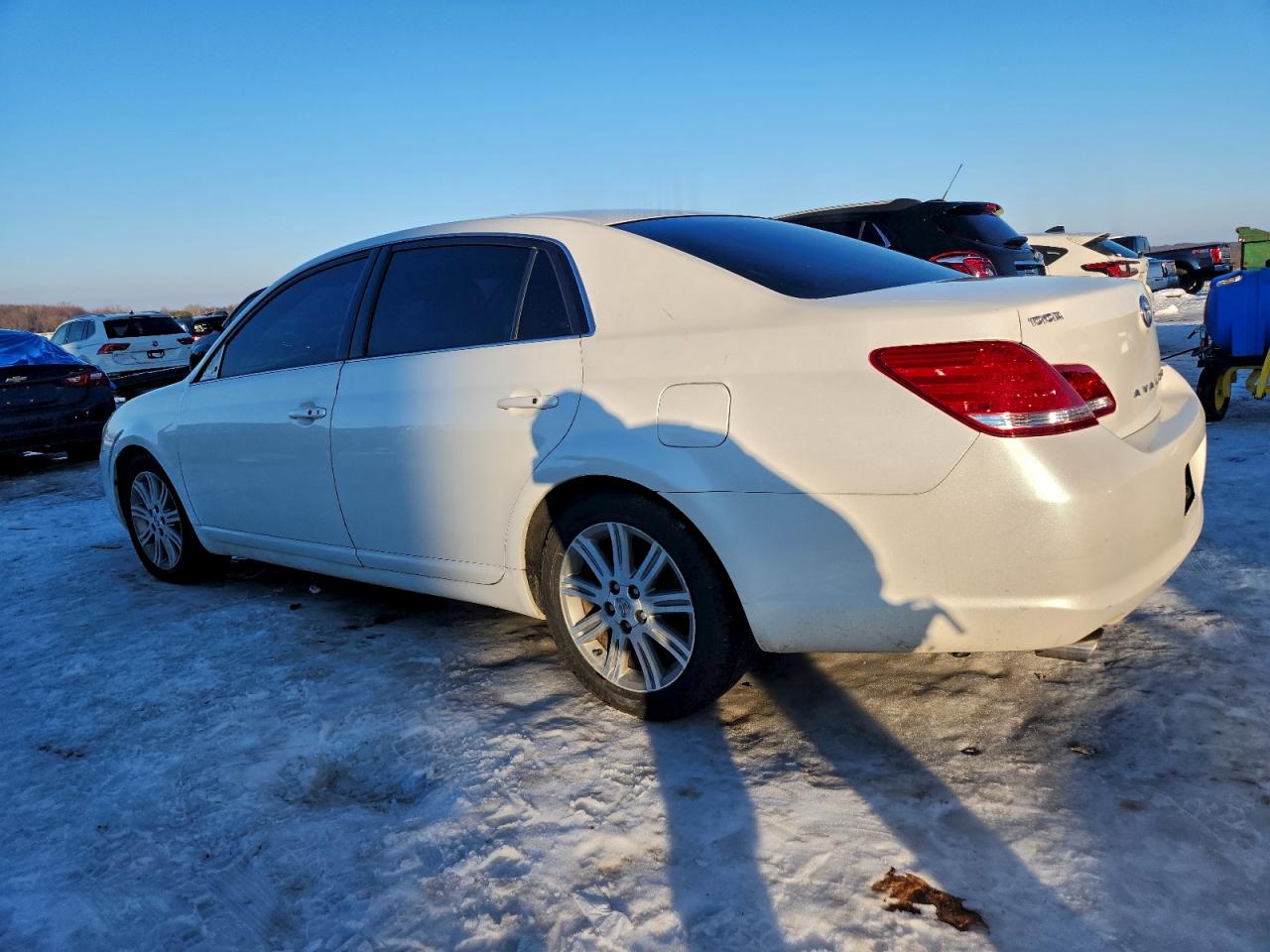 Toyota Avalon Xl Image 2