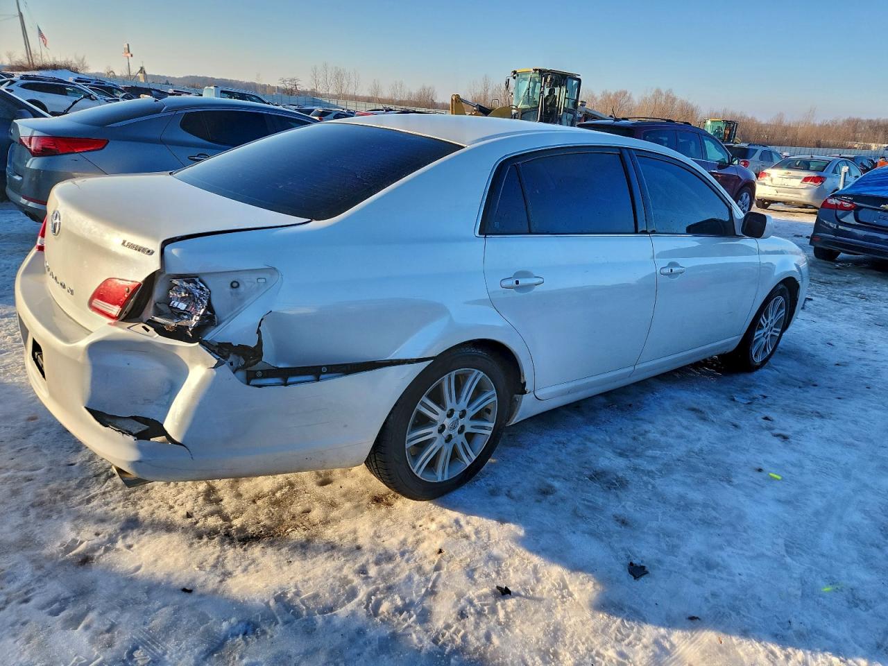 Toyota Avalon Xl Image 3