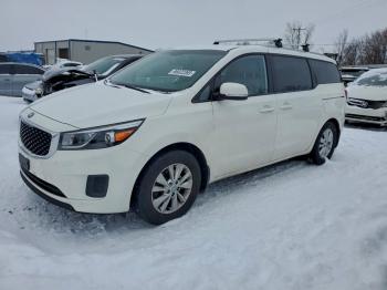  Salvage Kia Sedona