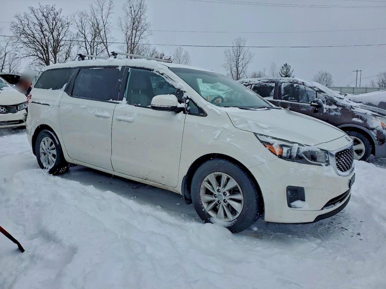 Kia Sedona Lx Image 11