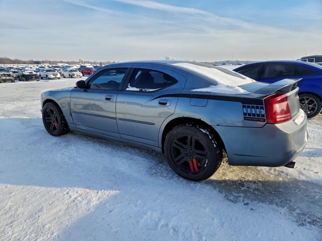 Dodge Charger Se Image 5