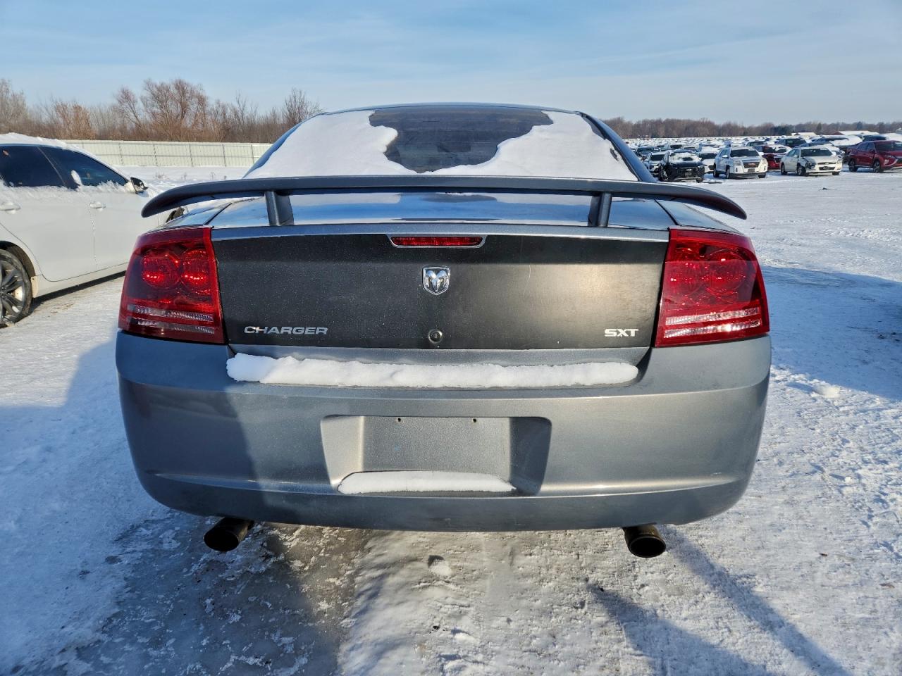 Dodge Charger Se Image 6