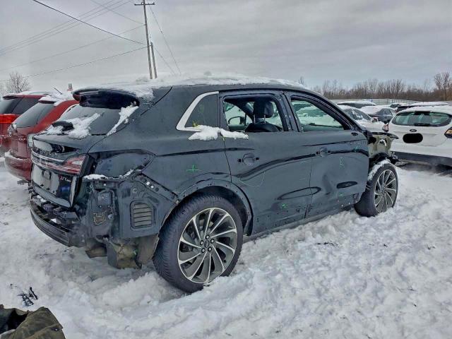 Lincoln Nautilus Reserve Image 11