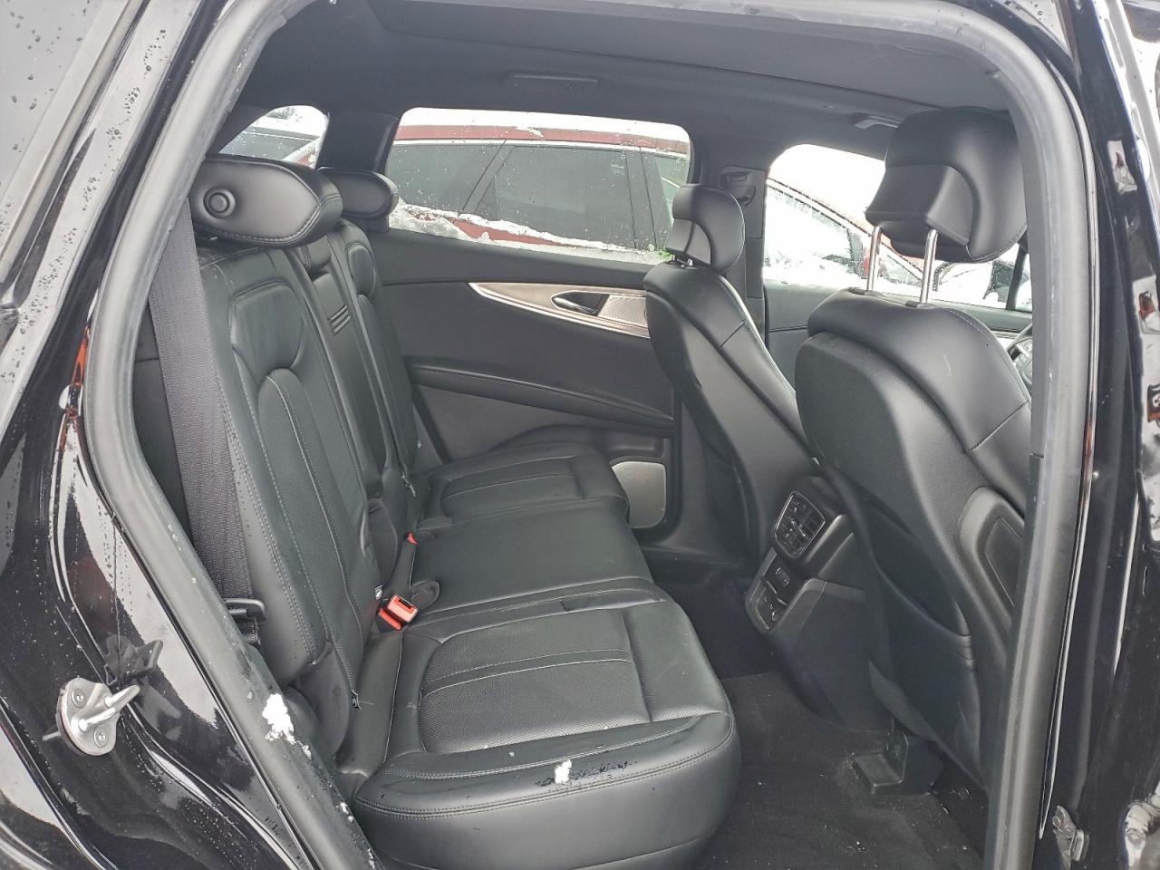 Lincoln Nautilus Reserve Image 7